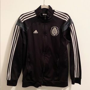 Adidas track jacket🖤🤍